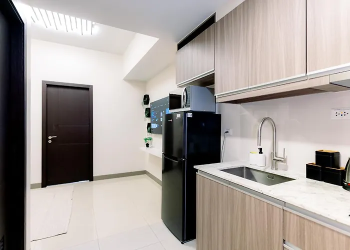 Cozy 1br In Mckinley West 4*