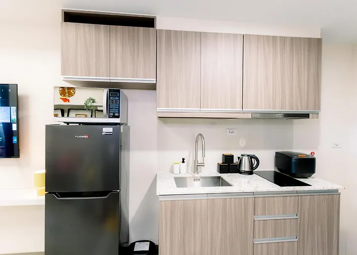 Cozy 1br In Mckinley West Aparthotel Manila